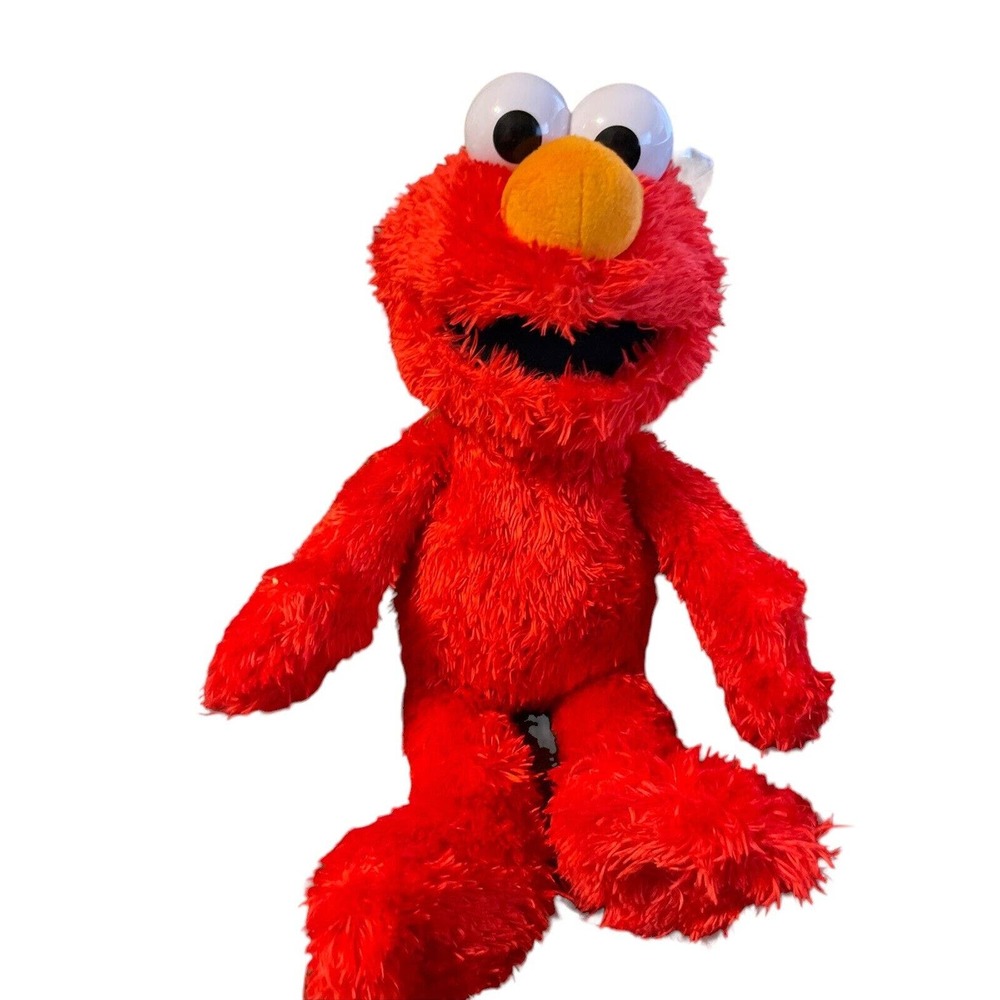 Hasbro Tickle Me Elmo 2016 Sesame Street, Laughs, Talks, Moves. With Batteries